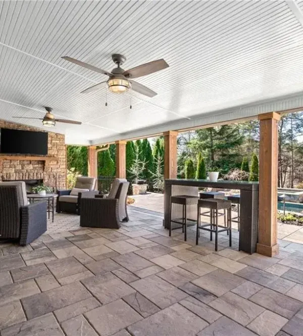 Classic Pool & Outdoor Living Retreat